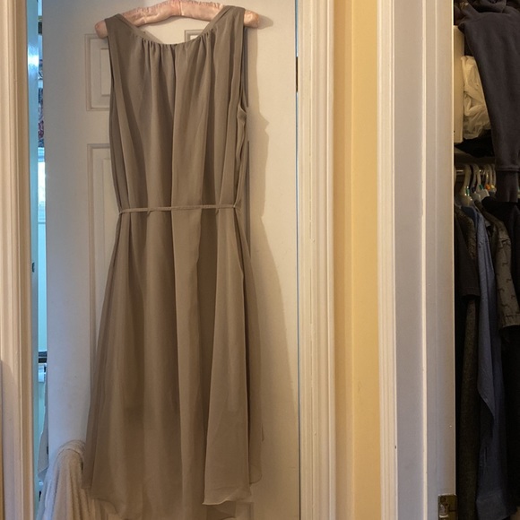 High low style grey chiffon dress - Picture 3 of 4